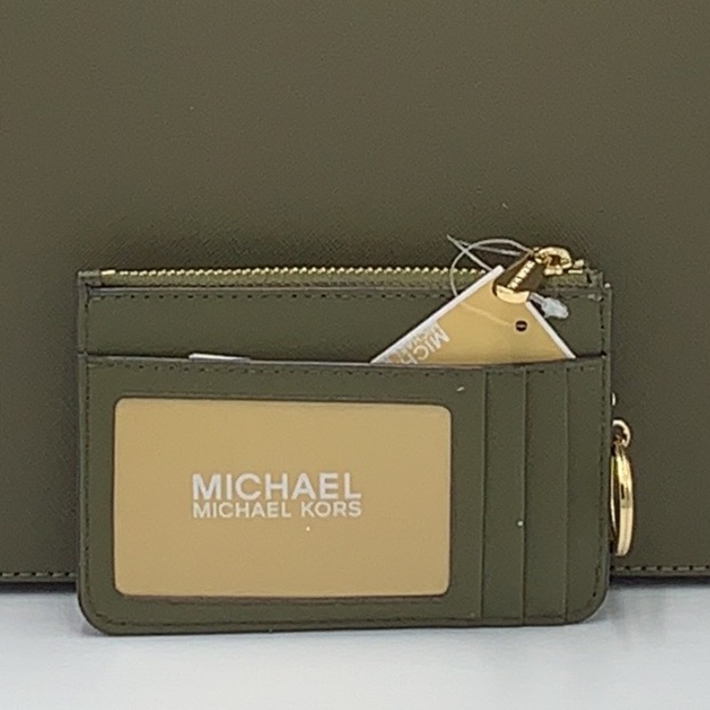 MICHAEL KORS SMALL TOP ZIP COINPOUCH WITH ID KEYCHAIN CARDHOLDER WALLET
OLIVE - Picture 14 of 16